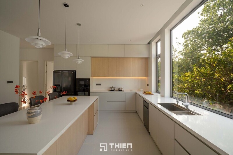 Hệ Tủ Bếp Chữ L Cho Nhà Phố Tiện Nghi TBT118